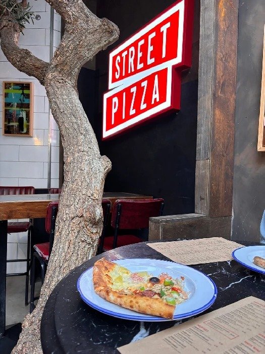 Street Pizza